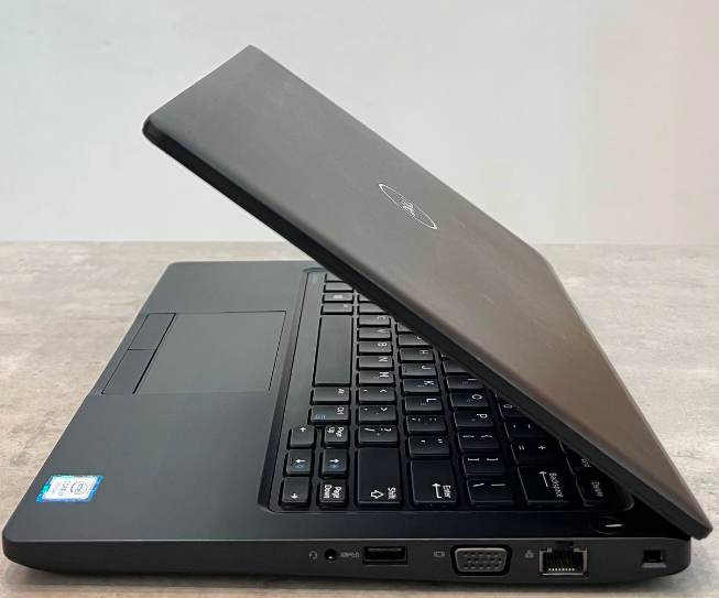 Dell-Latitude-5280-4.png