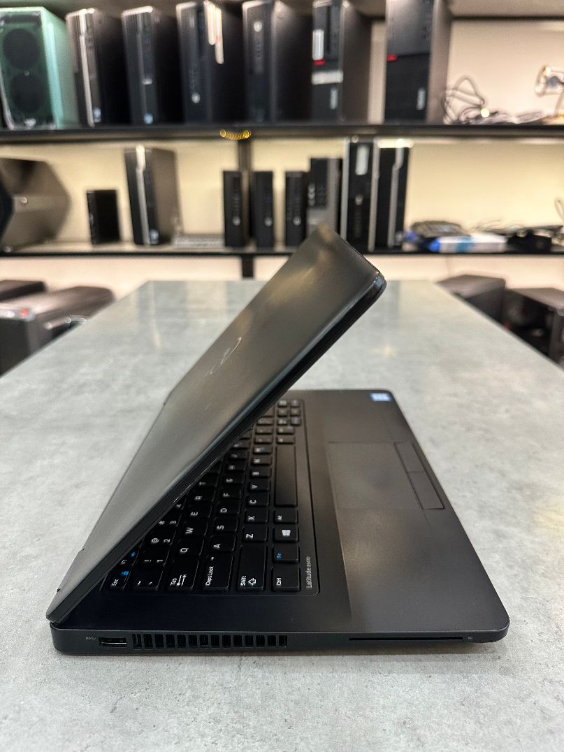 dell-latitude-E5470-4.png