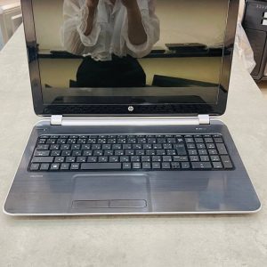 HP Pavilon 15 / AMD A4-5000 / 4GB / HDD 500GB / 15.6inch HD