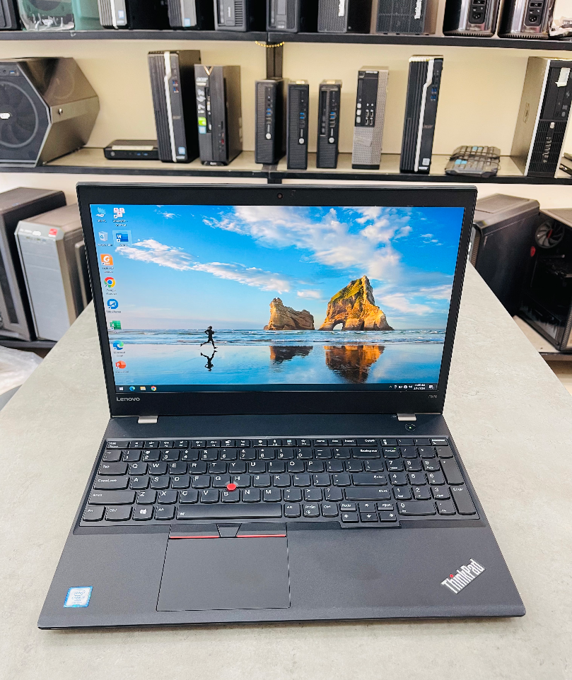 Lenovo Thinkpad T570 / i5-7300U / 8GB / SSD 256GB / 15.6inch FHD